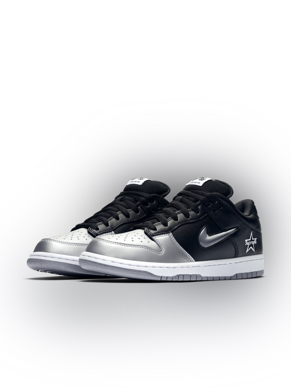 Nike x Supreme SB Dunk Low QS 'Metallic Silver' -13M
